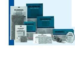 Medicazione in idroalginato con fibre di nylon x-static con argento sterile silvercel 11x11cm 10 pez