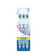 Oralb 123 classic care 40 setole medie 3 spazzolini