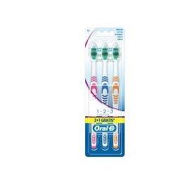 Oralb 123 classic care 40 setole medie 3 spazzolini